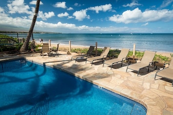 10 seconds away from your lanai...our oceanfront Pool